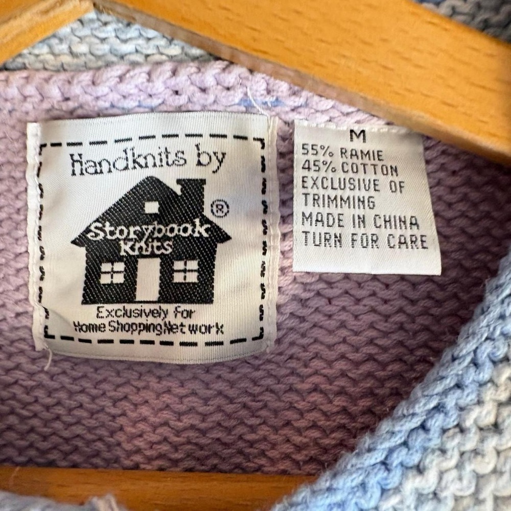 Vintage Storybook Knits purple snowflake Christmas art to wear cardigan sweater - Picture 7 of 8